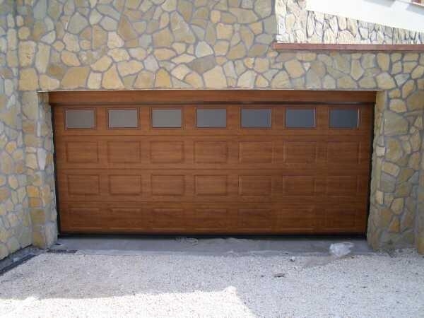 Quadra tolgy ablakkal.jpg - QUADRA aranytölgy, a felső panelben ablakokkal.